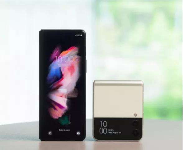 明年三星显示 OLED 折叠屏出货较今年暴增超 120%