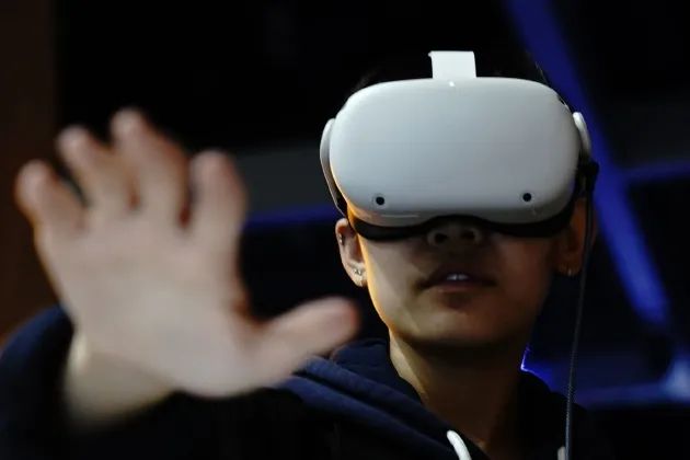 消息称腾讯正与Meta在中国销售Quest VR头显进行谈判