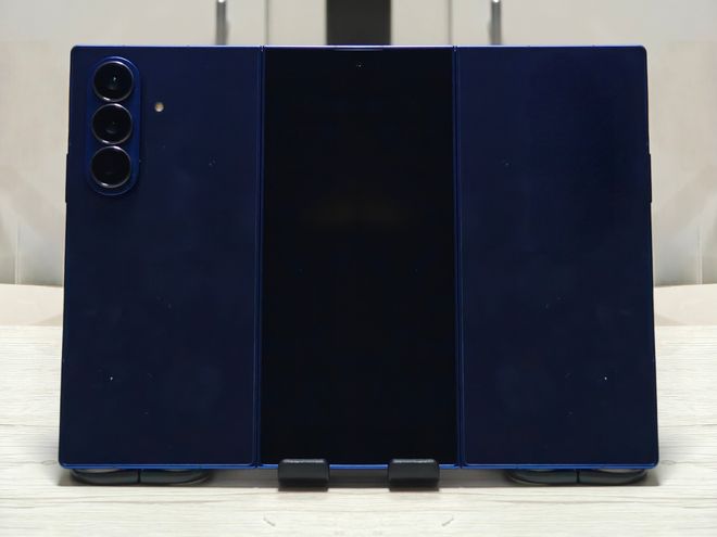 三星旗下三折叠智能手机 Galaxy Z TriFold 现身蓝牙认证数据库