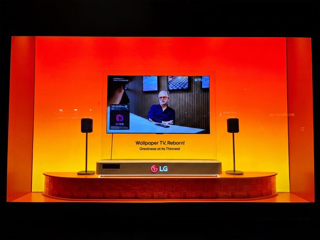 LG展示新一代无线壁纸电视Signature OLED W，整机仅厚0.9厘米
