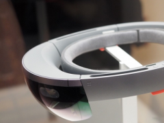 微软HoloLens首批订单已出货完毕