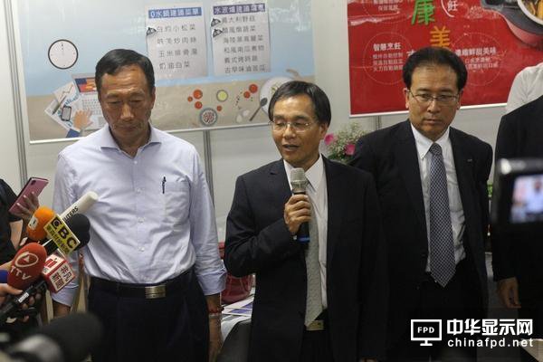 郭董开心了！ 夏普 2016 年度财务将转亏为盈，获利 400 亿日元
