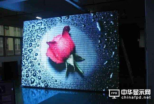 2017年LED显示行业预测：转型持续 机遇与挑战并存 