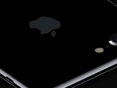 苹果或沿袭黄金版手表 将十年版手机定名“iPhone Edition”