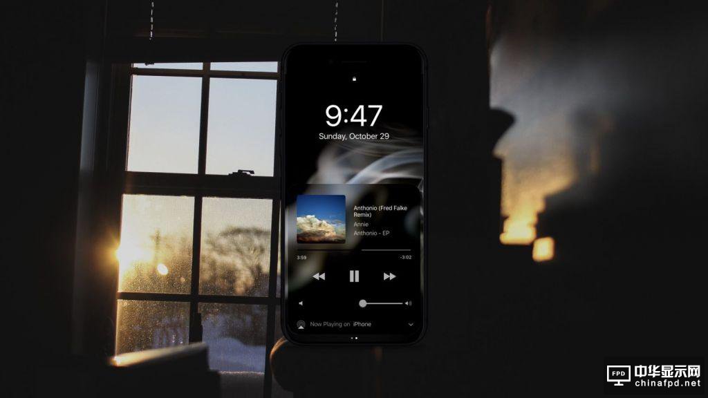 美哭了! OLED+暗黑模式+黑色机身iPhone 8