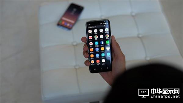 三星S8外媒评测汇总 几乎完美Bixby是最大亮点