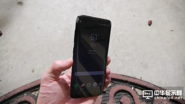 Galaxy S8对比iPhone 7跌落测试 三星碾压苹果