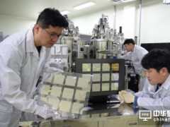 韩国领先业界开发出石墨烯 OLED 面板，可挠又不易碎