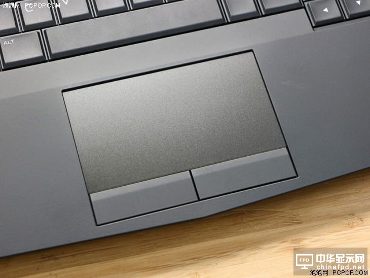 七代i7＋GTX 1060 Alienware 13 OLED版评测