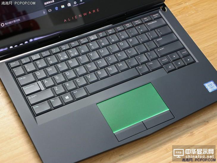 七代i7＋GTX 1060 Alienware 13 OLED版评测