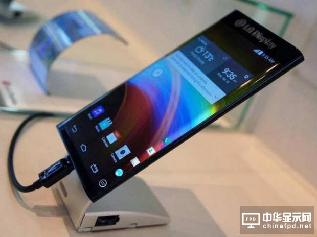 LG V30规格首次曝光：将使用曲面OLED屏幕