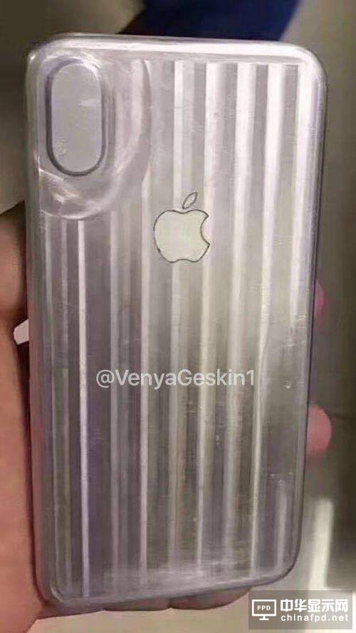 iPhone 8机模曝光:放心了 指纹不在背后 