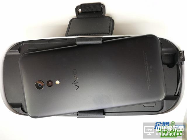 手艺人刨根问底评vivo VR 手机做得好就能玩转VR？