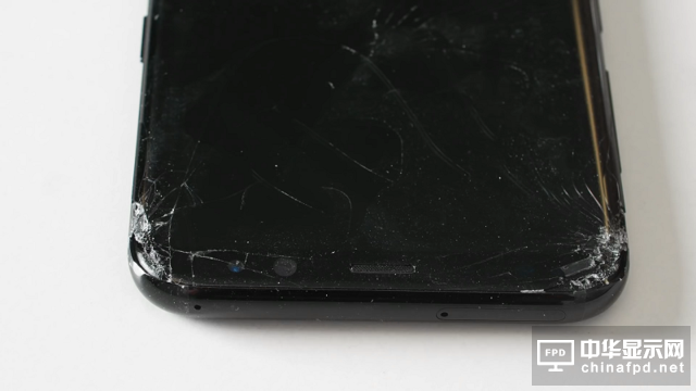 Galaxy S8坠落测试：机身四角十分不耐摔
