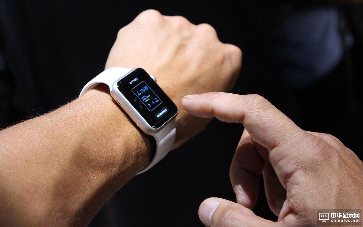 苹果推进新一代显示屏：抛弃OLED 手表尝鲜