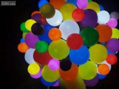 近百家厂竞逐Micro LED 试量产线酝酿2017年下半启动