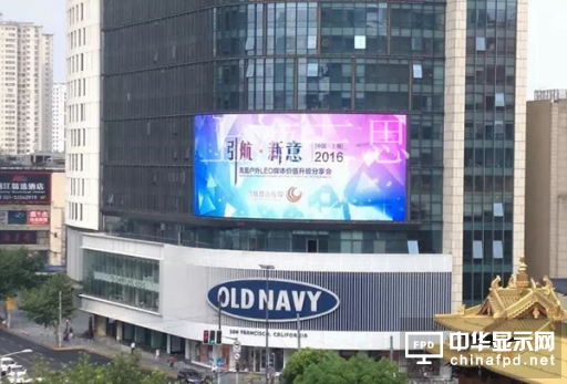 出梅入伏天 户外LED屏如何平衡防潮与散热这对天然的矛盾体？