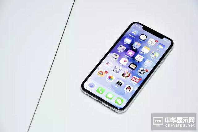 iPhone X 堪称印钞机, 一周狂卖900万台！这差不多是720亿人民币