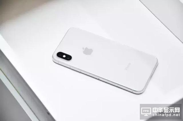 iPhone X 堪称印钞机, 一周狂卖900万台！这差不多是720亿人民币