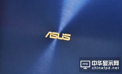 华硕在CES上展示便携式OLED显示器：21.6寸4K屏