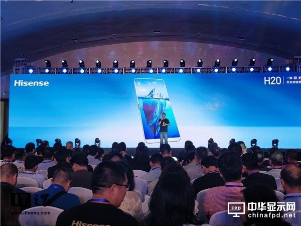 海信披露柔性屏折叠手机：360度翻转