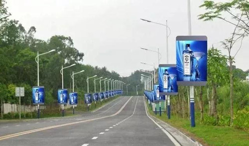 从灯杆屏大热 看LED显示屏如何拓展智慧城市应用