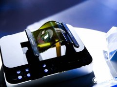 全球首款可折叠柔性屏手机背后 新需求与新矛盾出现了