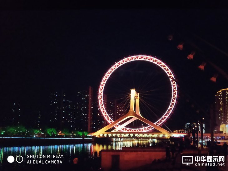 买手机送流量了解一下？小米Play手机评测